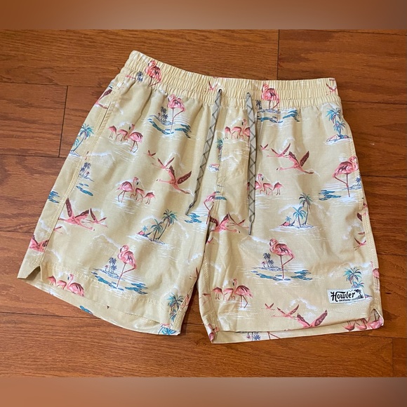Howler Brothers Swim Trunks Men’s Size S Heed The Call Tropical Palms Flamingos - Picture 1 of 9